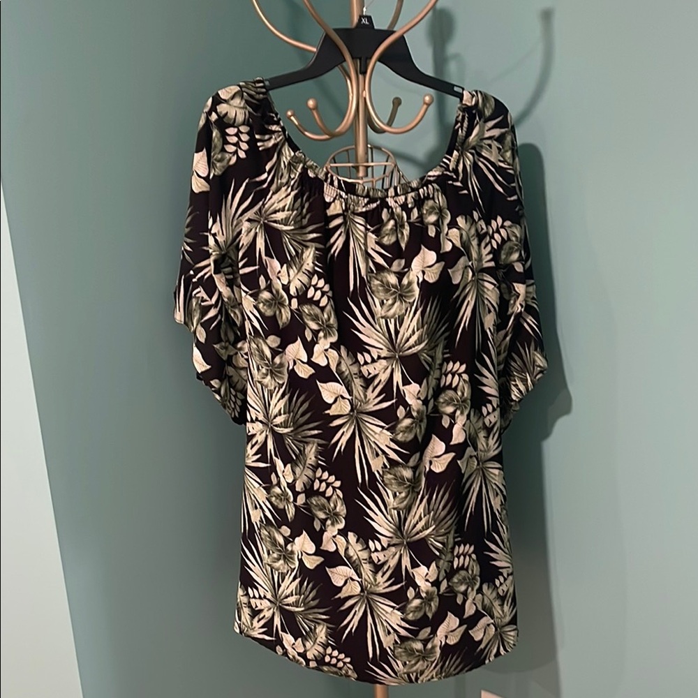🌴Super cute Palm dress